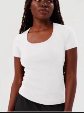 Girlfriend Collective Classic White Scoop Neck Women's Tee XL